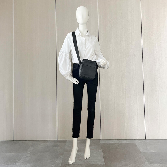 Louis Vuitton Danube PM Monogram Shadow Black Pochette Crossbody - Picture 7 of 9